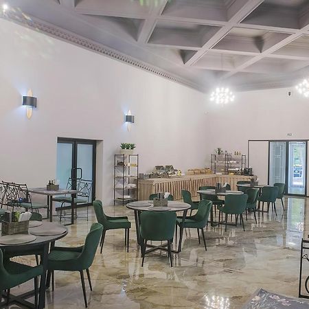 Corvin House Hotel Хунедоара Екстериор снимка