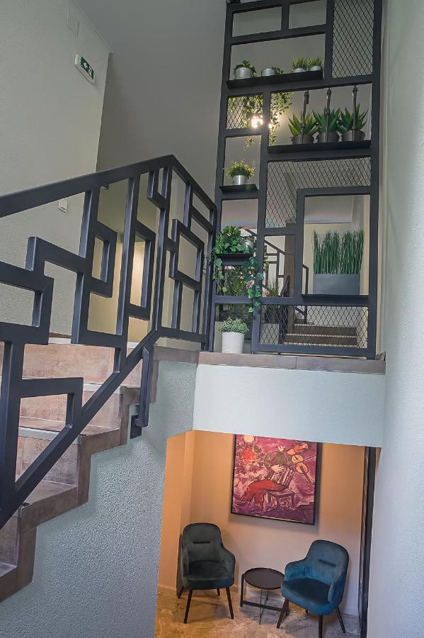 Corvin House Hotel Хунедоара Екстериор снимка