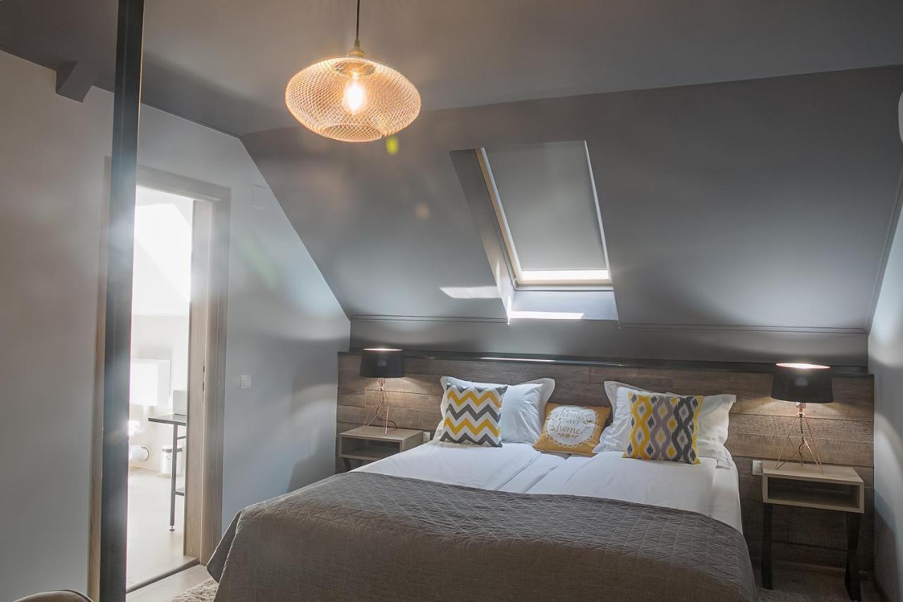 Corvin House Hotel Хунедоара Екстериор снимка