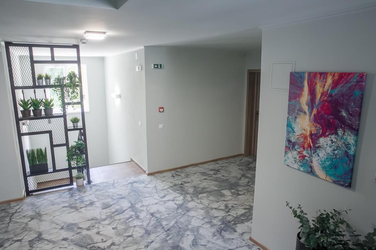 Corvin House Hotel Хунедоара Екстериор снимка